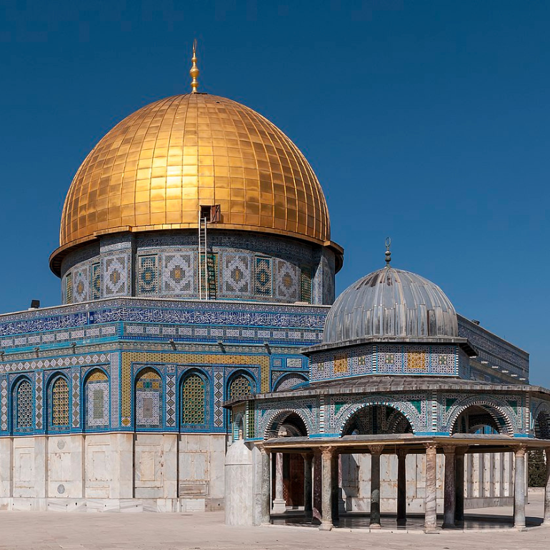 القدس بوابة السماء.. فائزة شكندالي تحاضر لميثاق العائلة بتونس